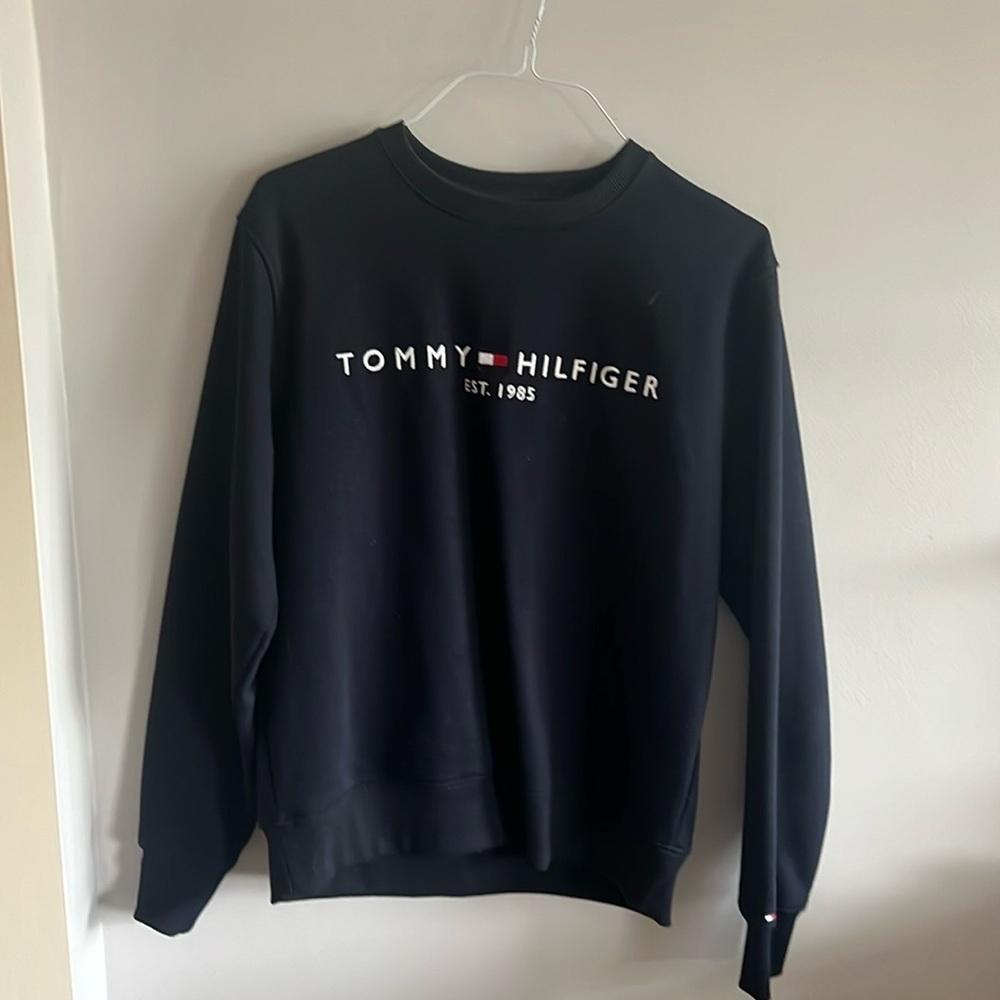 Crewneck sweatshirt
